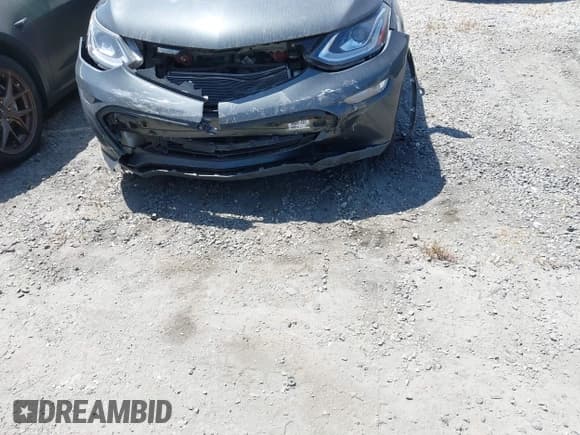 ✅ 2017 Chevrolet Bolt EV Premier • VIN: 1G1FX6S03H4163146 • Lot: 42104216. Wystawiony na IAAI z przebiegiem 83 403 mil. Bezpłatny archiwum sprzedaży aukcyjnych z USA i szczegółowy raport historii pojazdu na DreamBid. Zdjęcie 12.