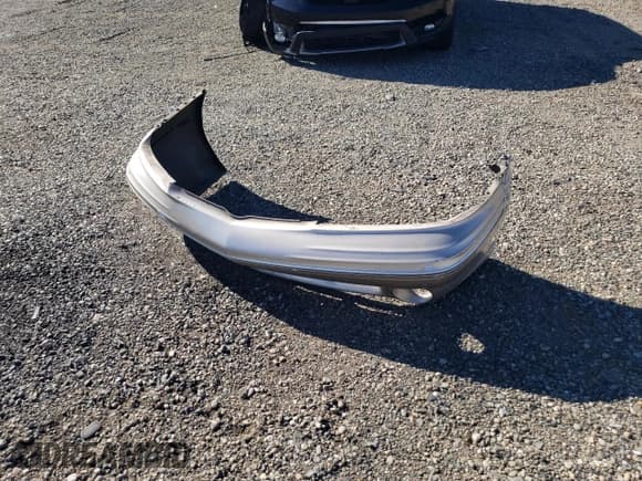 ✅ 1999 Pontiac Bonneville SE • VIN: 1G2HX52K4XH247855 • Lot: 72559044. Wystawiony na Copart z przebiegiem 160 677 mil. Bezpłatny archiwum sprzedaży aukcyjnych z USA i szczegółowy raport historii pojazdu na DreamBid. Zdjęcie 14.