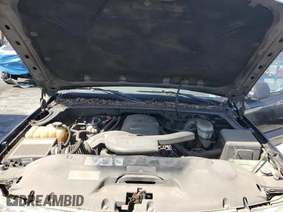 ✅ 2003 Chevrolet Suburban LS • VIN: 3GNEC16T43G343955 • Лот: 51368415. Опубликован ранее на Copart с пробегом 217 420 миль. Бесплатный доступ к архиву аукционных продаж из США и подробный отчёт об истории автомобиля на DreamBid. Изображение 12.