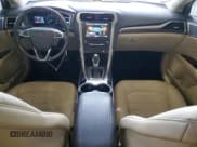 ✅ 2014 Ford Fusion SE Hybrid • VIN: 3FA6P0LU1ER200337 • Лот: 89817205. Опубликован ранее на Copart с пробегом 136 333 миль. Бесплатный доступ к архиву аукционных продаж из США и подробный отчёт об истории автомобиля на DreamBid. Изображение 8.