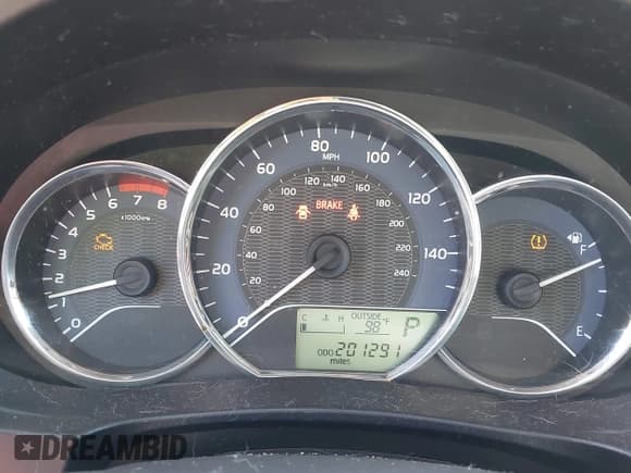 ✅ 2014 Toyota Corolla LE • VIN: 2T1BURHE5EC183149 • Lot: 43050444. Listed on IAAI with 201,291 mi. Free auction sales archive from the USA and detailed vehicle history report at DreamBid. Image 7.