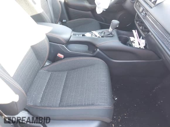 ✅ 2024 Honda HR-V Sport • VIN: 3CZRZ2H59RM757654 • Lot: 41992927. Listed on IAAI with 20,486 mi. Free auction sales archive from the USA and detailed vehicle history report at DreamBid. Image 5.