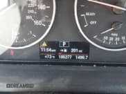 ✅ 2018 BMW X1 sDrive28i • VIN: WBXHU7C33J5H38892 • Лот: 43510586. Опубликован ранее на IAAI с пробегом 186 277 миль. Бесплатный доступ к архиву аукционных продаж из США и подробный отчёт об истории автомобиля на DreamBid. Изображение 15.