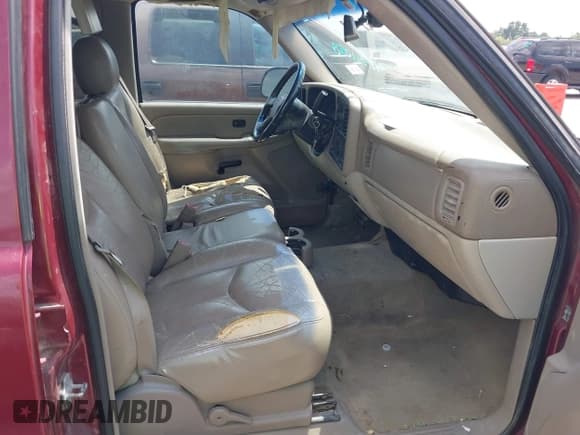 ✅ 2005 Chevrolet Suburban LT • VIN: 3GNEC16ZX5G269433 • Lot: 42991058. Listed on IAAI with 203,110 mi. Free auction sales archive from the USA and detailed vehicle history report at DreamBid. Image 5.