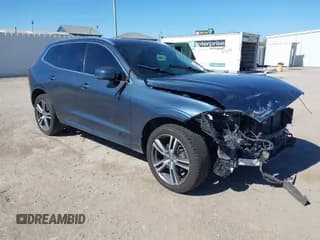 ✅ 2018 Volvo XC60 Momentum • VIN: YV4102RK3J1003049 • Lot: 43454784. Wystawiony na IAAI z przebiegiem 95 709 mil. Bezpłatny archiwum sprzedaży aukcyjnych z USA i szczegółowy raport historii pojazdu na DreamBid. Zdjęcie 1.