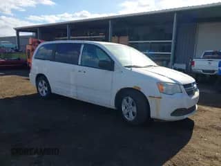 2013 Dodge Grand Caravan SE с VIN 2C4RDGBG5DR693559, выставлен на аукционе IAAI как лот 43440551 с пробегом Не указан миль и . История ставок и продаж доступна на DreamBid. Изображение 1.