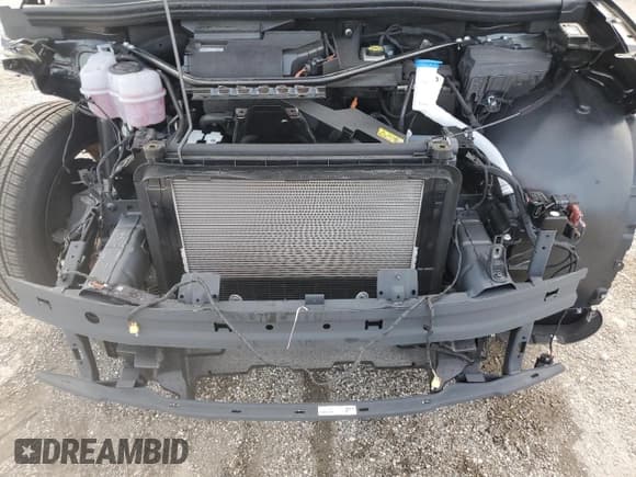 ✅ 2023 Audi Q4 e-tron Sportback Premium Plus • VIN: WA132BFZ8PP064405 • Lot: 68505574. Listed on Copart with 10,391 mi. Free auction sales archive from the USA and detailed vehicle history report at DreamBid. Image 12.