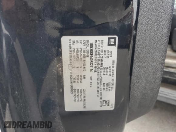 ✅ 2013 Chevrolet Suburban LTZ • VIN: 1GNSKKE74DR121174 • Lot: 90267505. Wystawiony na Copart z przebiegiem 181 025 mil. Bezpłatny archiwum sprzedaży aukcyjnych z USA i szczegółowy raport historii pojazdu na DreamBid. Zdjęcie 14.