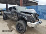 ✅ 2004 Chevrolet Silverado 2500HD LS • VIN: 1GCHK23184F174205 • Lot: 66842042. Wystawiony na Copart z przebiegiem Nie podano. Bezpłatny archiwum sprzedaży aukcyjnych z USA i szczegółowy raport historii pojazdu na DreamBid. Zdjęcie 1.