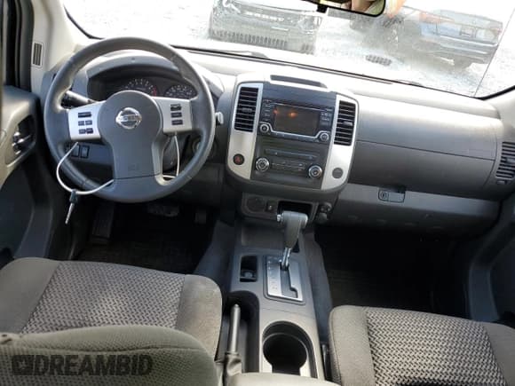 ✅ 2018 Nissan Frontier SV • VIN: 1N6BD0CT5JN732032 • Lot: 90230555. Wystawiony na Copart z przebiegiem 86 411 mil. Bezpłatny archiwum sprzedaży aukcyjnych z USA i szczegółowy raport historii pojazdu na DreamBid. Zdjęcie 8.