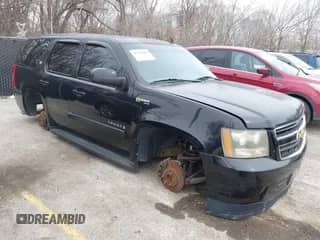 2009 Chevrolet Tahoe с VIN 1GNFC13539R105212, выставлен на аукционе IAAI как лот 41549206 с пробегом 192 574 миль миль и . История ставок и продаж доступна на DreamBid. Изображение 1.