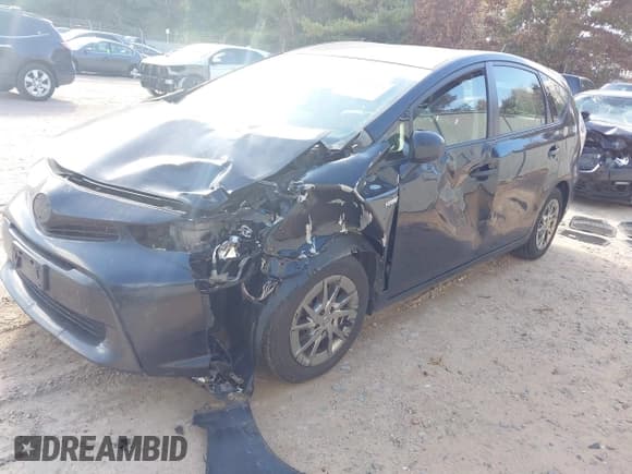 ✅ 2015 Toyota Prius Two • VIN: JTDZN3EU5FJ017286 • Lot: 43527437. Listed on IAAI with 246,053 mi. Free auction sales archive from the USA and detailed vehicle history report at DreamBid. Image 17.
