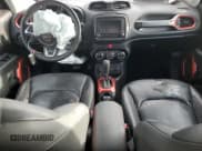 ✅ 2017 Jeep Renegade Trailhawk • VIN: ZACCJBCB7HPF27364 • Lot: 92474305. Listed on Copart with 87,850 mi. Free auction sales archive from the USA and detailed vehicle history report at DreamBid. Image 8.