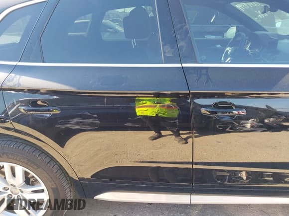 ✅ 2020 Audi Q5 Premium • VIN: WA1ANAFY7L2066850 • Lot: 43399399. Wystawiony na IAAI z przebiegiem 66 335 mil. Bezpłatny archiwum sprzedaży aukcyjnych z USA i szczegółowy raport historii pojazdu na DreamBid. Zdjęcie 14.