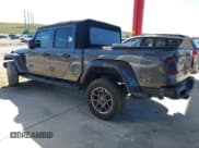 ✅ 2020 Jeep Gladiator Overland • VIN: 1C6HJTFG2LL184888 • Lot: 43601369. Wystawiony na IAAI z przebiegiem 74 424 mil. Bezpłatny archiwum sprzedaży aukcyjnych z USA i szczegółowy raport historii pojazdu na DreamBid. Zdjęcie 3.