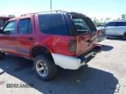 ✅ 1997 Chevrolet Blazer LS • VIN: 1GNDT13W0V2175348 • Lot: 41773422. Wystawiony na IAAI z przebiegiem 247 972 mil. Bezpłatny archiwum sprzedaży aukcyjnych z USA i szczegółowy raport historii pojazdu na DreamBid. Zdjęcie 6.