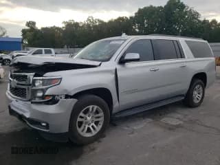✅ 2017 Chevrolet Suburban LT • VIN: 1GNSCHKC9HR253421 • Lot: 81222995. Wystawiony na Copart z przebiegiem 163 886 mil. Bezpłatny archiwum sprzedaży aukcyjnych z USA i szczegółowy raport historii pojazdu na DreamBid. Zdjęcie 1.