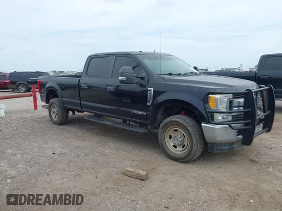 ✅ 2017 Ford F-250 Lariat • VIN: 1FT7W2BT0HEF27194 • Лот: 42061350. Опубликован ранее на IAAI с пробегом 206 679 миль. Бесплатный доступ к архиву аукционных продаж из США и подробный отчёт об истории автомобиля на DreamBid. Изображение 1.