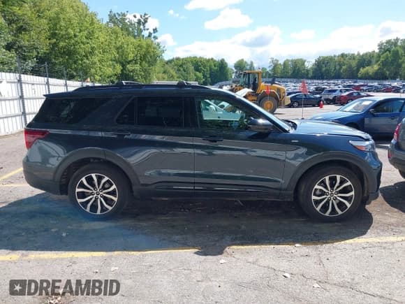 ✅ 2023 Ford Explorer ST-Line • VIN: 1FMSK8KH3PGA68486 • Лот: 43075352. Опубликован ранее на IAAI с пробегом 18 434 миль. Бесплатный доступ к архиву аукционных продаж из США и подробный отчёт об истории автомобиля на DreamBid. Изображение 13.