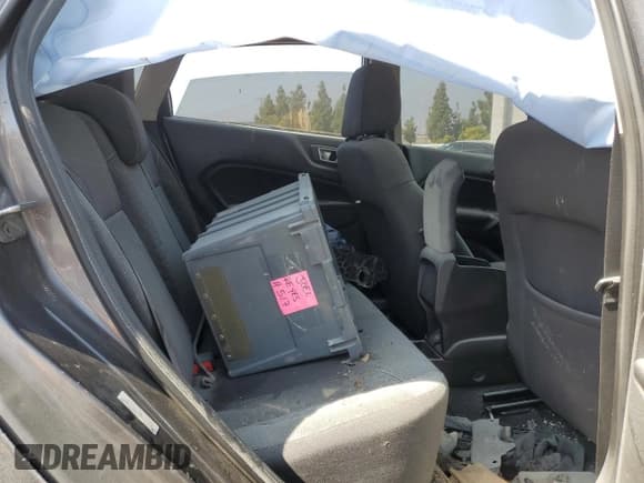 ✅ 2014 Ford Fiesta SE • VIN: 3FADP4EJ5EM116973 • Лот: 84971195. Опубликован ранее на Copart с пробегом Не указан. Бесплатный доступ к архиву аукционных продаж из США и подробный отчёт об истории автомобиля на DreamBid. Изображение 10.