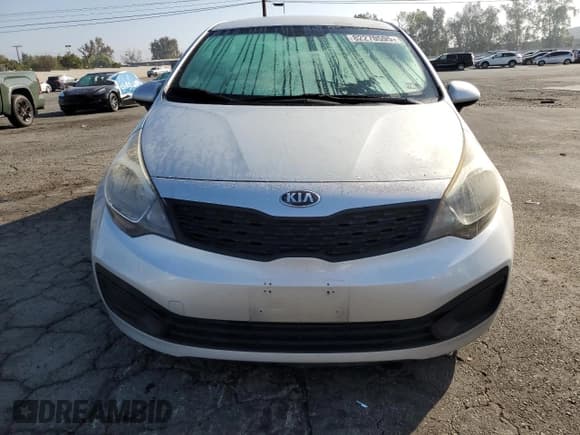✅ 2015 Kia Rio LX • VIN: KNADM4A39F6445362 • Лот: 82270595. Опубликован ранее на Copart с пробегом 126 990 миль. Бесплатный доступ к архиву аукционных продаж из США и подробный отчёт об истории автомобиля на DreamBid. Изображение 5.