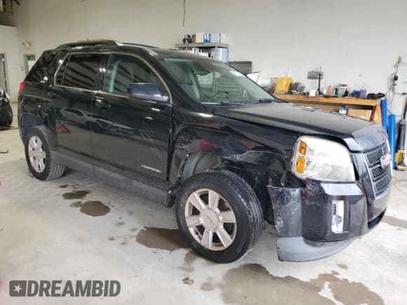 ✅ 2013 GMC Terrain SLE • VIN: 2GKFLTE37D6161663 • Лот: 69331745. Опубликован ранее на Copart с пробегом 131 297 миль. Бесплатный доступ к архиву аукционных продаж из США и подробный отчёт об истории автомобиля на DreamBid. Изображение 4.