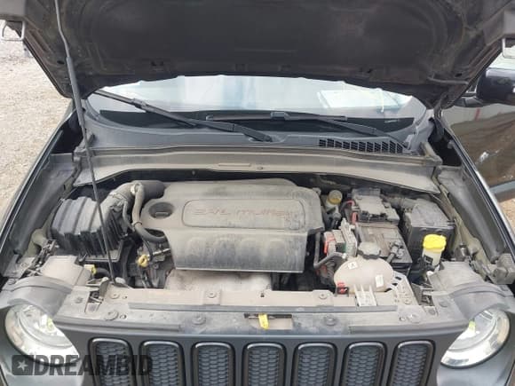 ✅ 2017 Jeep Renegade Latitude • VIN: ZACCJABB5HPE59867 • Lot: 42884274. Listed on IAAI with 58,047 mi. Free auction sales archive from the USA and detailed vehicle history report at DreamBid. Image 10.