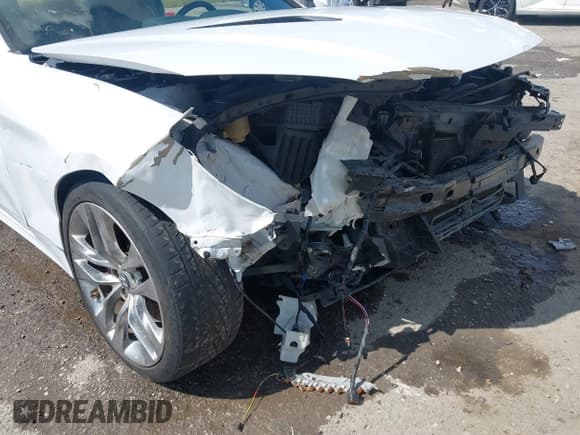 ✅ 2016 Hyundai Genesis Coupe Ultimate • VIN: KMHHU6KJ3GU132491 • Lot: 43395523. Wystawiony na IAAI z przebiegiem 74 543 mil. Bezpłatny archiwum sprzedaży aukcyjnych z USA i szczegółowy raport historii pojazdu na DreamBid. Zdjęcie 6.