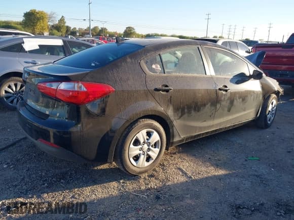 ✅ 2016 Kia Forte LX • VIN: KNAFX4A61G5537907 • Lot: 43607703. Listed on IAAI with 107,903 mi. Free auction sales archive from the USA and detailed vehicle history report at DreamBid. Image 4.
