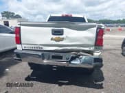 ✅ 2017 Chevrolet Silverado 1500 LT • VIN: 3GCUKREH1HG462136 • Lot: 42502771. Listed on IAAI with 187,822 mi. Free auction sales archive from the USA and detailed vehicle history report at DreamBid. Image 16.