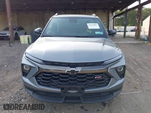 2025 Chevrolet TrailBlazer RS с VIN KL79MUSL2SB031992, выставлен на аукционе IAAI как лот 43342686 с пробегом 13 975 миль миль и . История ставок и продаж доступна на DreamBid. Изображение 12.