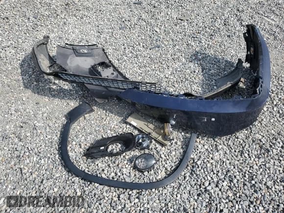 ✅ 2012 Volkswagen Tiguan SE • VIN: WVGAV7AX2CW551375 • Lot: 58834985. Listed on Copart with 95,892 mi. Free auction sales archive from the USA and detailed vehicle history report at DreamBid. Image 13.