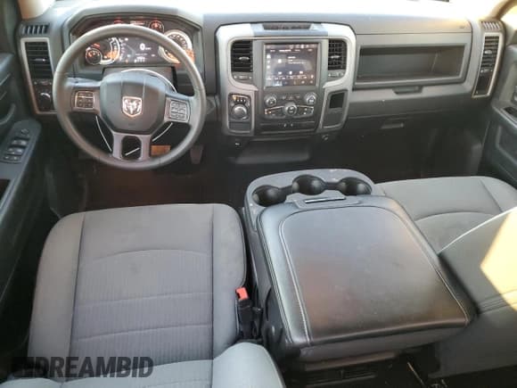 ✅ 2023 Ram 1500 Tradesman • VIN: 3C6RR6KG8PG562848 • Lot: 81406084. Wystawiony na Copart z przebiegiem 25 842 mil. Bezpłatny archiwum sprzedaży aukcyjnych z USA i szczegółowy raport historii pojazdu na DreamBid. Zdjęcie 8.
