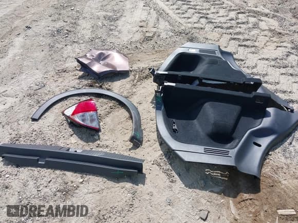 ✅ 2021 Honda HR-V EX-L • VIN: 3CZRU6H7XMM729684 • Lot: 43318386. Listed on IAAI with 42,628 mi. Free auction sales archive from the USA and detailed vehicle history report at DreamBid. Image 12.