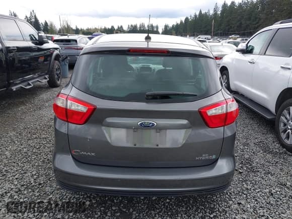 ✅ 2013 Ford C-Max SE • VIN: 1FADP5AU7DL511937 • Lot: 41909936. Wystawiony na IAAI z przebiegiem 165 061 mil. Bezpłatny archiwum sprzedaży aukcyjnych z USA i szczegółowy raport historii pojazdu na DreamBid. Zdjęcie 16.