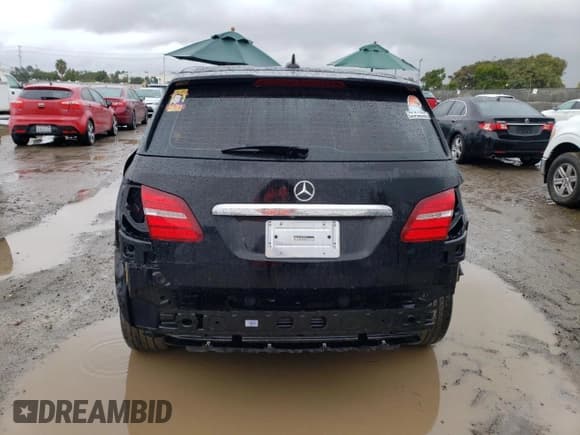 ✅ 2015 Mercedes-Benz B Electric Drive • VIN: WDDVP9AB8FJ006482 • Лот: 41431554. Опубликован ранее на Copart с пробегом 47 426 миль. Бесплатный доступ к архиву аукционных продаж из США и подробный отчёт об истории автомобиля на DreamBid. Изображение 6.