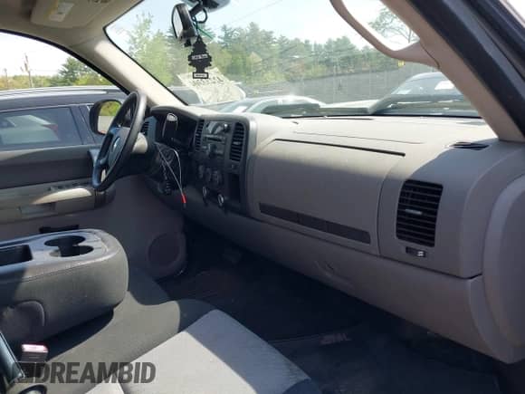 2008 Chevrolet Silverado 1500 Work Truck с VIN 1GCEC19X28Z322147, выставлен на аукционе IAAI как лот 42233304 с пробегом 132 411 миль миль и . История ставок и продаж доступна на DreamBid. Изображение 5.