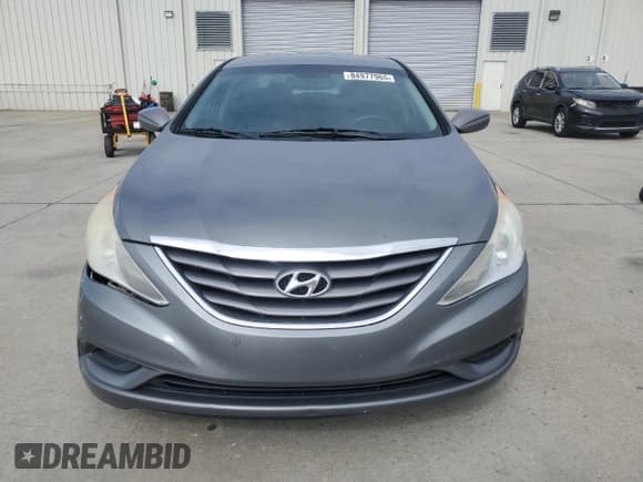 ✅ 2012 Hyundai Sonata GLS • VIN: 5NPEB4AC5CH480561 • Lot: 84977965. Listed on Copart with 204,980 mi. Free auction sales archive from the USA and detailed vehicle history report at DreamBid. Image 5.