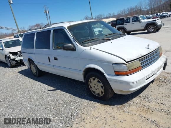 ✅ 1994 Plymouth Grand Voyager • VIN: 1P4GH44R9RX187004 • Lot: 41800924. Wystawiony na IAAI z przebiegiem 175 681 mil. Bezpłatny archiwum sprzedaży aukcyjnych z USA i szczegółowy raport historii pojazdu na DreamBid. Zdjęcie 1.