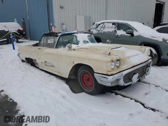 ✅ 1959 Ford Thunderbird • VIN: H9YJ108747 • Лот: 87245994. Опубликован ранее на Copart с пробегом 66 285 миль. Бесплатный доступ к архиву аукционных продаж из США и подробный отчёт об истории автомобиля на DreamBid. Изображение 4.