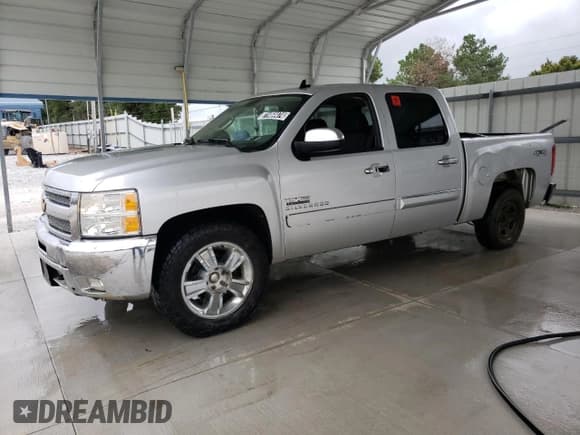 ✅ 2012 Chevrolet Silverado 1500 LT • VIN: 3GCPKSE72CG240645 • Lot: 71464474. Listed on Copart with 176,694 mi. Free auction sales archive from the USA and detailed vehicle history report at DreamBid. Image 1.