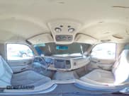 ✅ 2005 Chevrolet Suburban LT • VIN: 3GNEC16Z75G241623 • Лот: 77765474. Опубликован ранее на Copart с пробегом 200 659 миль. Бесплатный доступ к архиву аукционных продаж из США и подробный отчёт об истории автомобиля на DreamBid. Изображение 13.