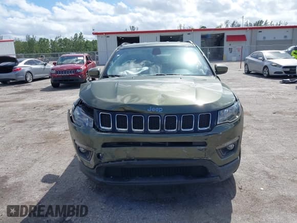 ✅ 2021 Jeep Compass Latitude • VIN: 3C4NJDBB6MT589430 • Lot: 43479624. Listed on IAAI with 68,880 mi. Free auction sales archive from the USA and detailed vehicle history report at DreamBid. Image 12.
