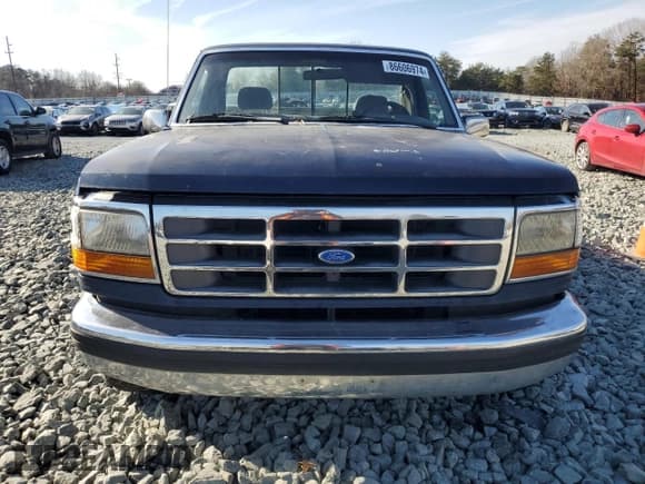 ✅ 1992 Ford F-150 • VIN: 1FTDF15H1NLA30439 • Лот: 86606974. Опубликован ранее на Copart с пробегом Не указан. Бесплатный доступ к архиву аукционных продаж из США и подробный отчёт об истории автомобиля на DreamBid. Изображение 5.
