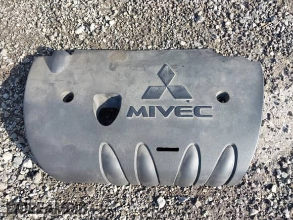 2018 Mitsubishi Outlander ES with VIN JA4AR3AU4JU019989, listed as a IAAI auction lot 43106422 with 130,214 mi miles and . Bid and sale history available at DreamBid. Image 12.