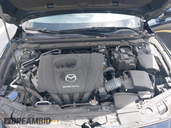 ✅ 2021 Mazda 3 S • VIN: JM1BPAALXM1325144 • Lot: 43136934. Wystawiony na IAAI z przebiegiem 40 512 mil. Bezpłatny archiwum sprzedaży aukcyjnych z USA i szczegółowy raport historii pojazdu na DreamBid. Zdjęcie 10.