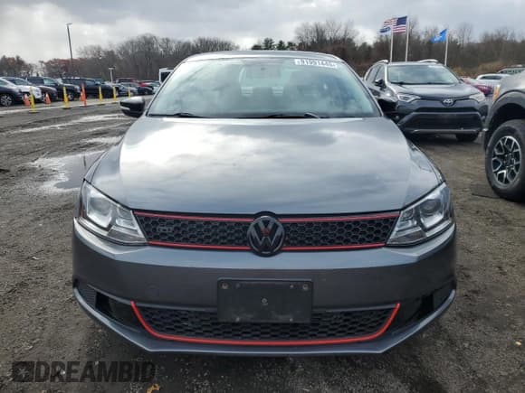 ✅ 2012 Volkswagen Jetta SE • VIN: 3VWBP7AJ0CM385532 • Lot: 91991445. Listed on Copart with 150,559 mi. Free auction sales archive from the USA and detailed vehicle history report at DreamBid. Image 5.