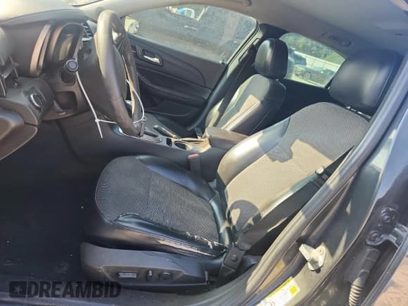 ✅ 2014 Chevrolet Malibu LT • VIN: 1G11C5SL2EF302869 • Lot: 81671945. Listed on Copart with 279,755 mi. Free auction sales archive from the USA and detailed vehicle history report at DreamBid. Image 7.