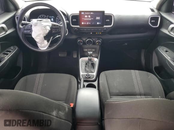 ✅ 2022 Hyundai Venue SEL • VIN: KMHRC8A37NU195404 • Lot: 50843045. Listed on Copart with 37,736 mi. Free auction sales archive from the USA and detailed vehicle history report at DreamBid. Image 8.