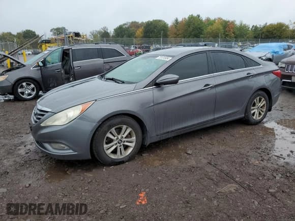 ✅ 2013 Hyundai Sonata GLS • VIN: 5NPEB4AC3DH572690 • Lot: 73131934. Listed on Copart with 211,851 mi. Free auction sales archive from the USA and detailed vehicle history report at DreamBid. Image 1.